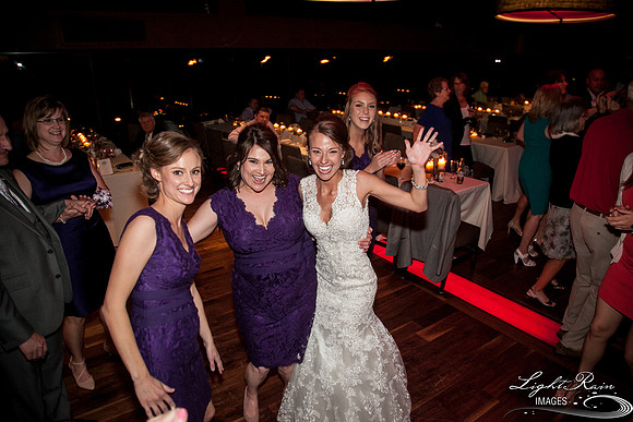 129_DifferentPointeofView_Wedding Photos