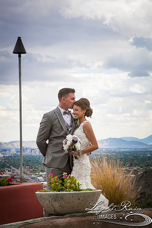 064_DifferentPointeofView_Wedding Photos