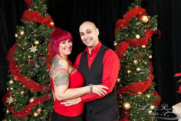 411_HolidayPhotoBooth2013byLightRainImages
