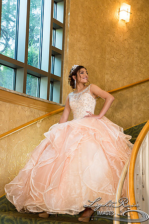 109_LightRainImages-Quinceanera9032017