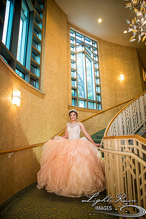 124_LightRainImages-Quinceanera9032017