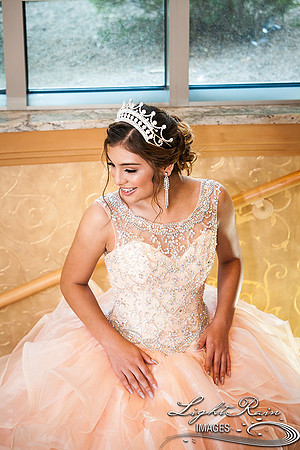 135_LightRainImages-Quinceanera9032017
