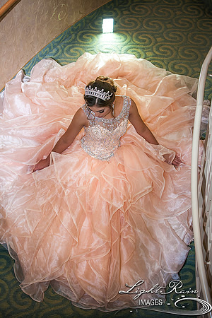 195_LightRainImages-Quinceanera9032017