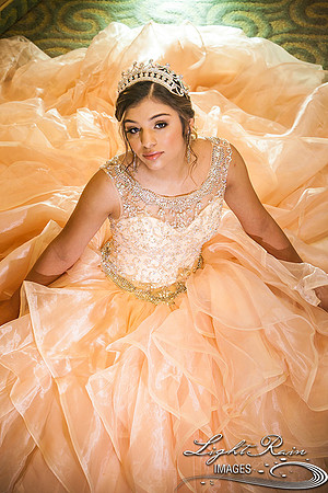 198_LightRainImages-Quinceanera9032017