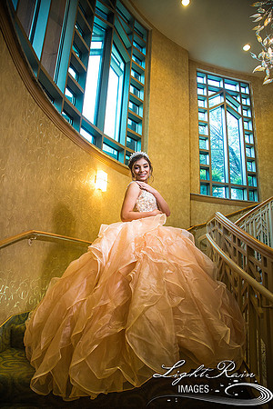 204_LightRainImages-Quinceanera9032017