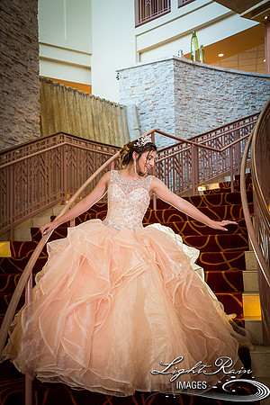 254_LightRainImages-Quinceanera9032017