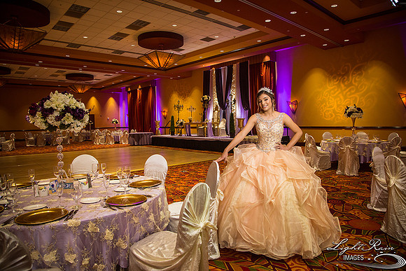318_LightRainImages-Quinceanera9032017