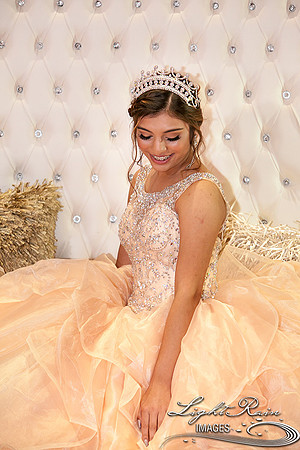 345_LightRainImages-Quinceanera9032017