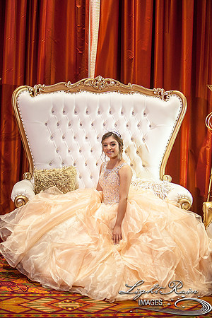 359_LightRainImages-Quinceanera9032017
