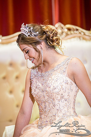 368_LightRainImages-Quinceanera9032017