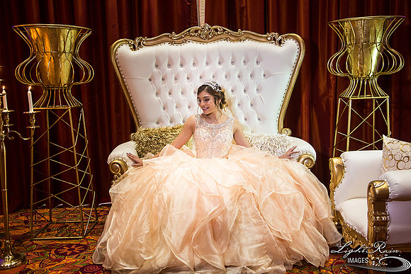 352_LightRainImages-Quinceanera9032017