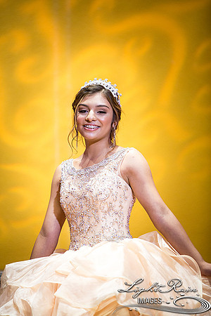 432_LightRainImages-Quinceanera9032017