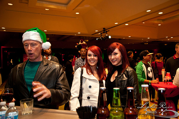 120_HolidayParty2013byLightRainImages