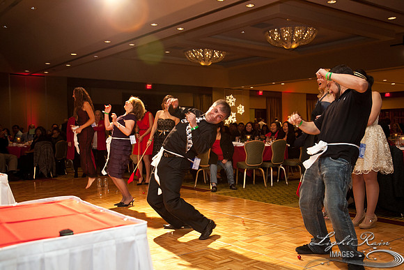 054_HolidayParty2013byLightRainImages