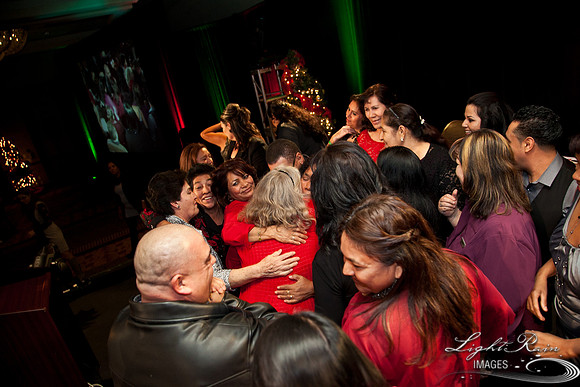 081_HolidayParty2013byLightRainImages