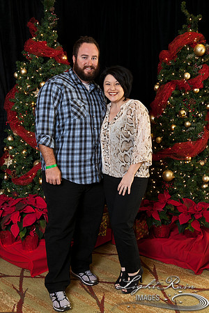 460_HolidayPhotoBooth2013byLightRainImages