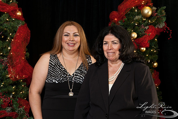 469_HolidayPhotoBooth2013byLightRainImages