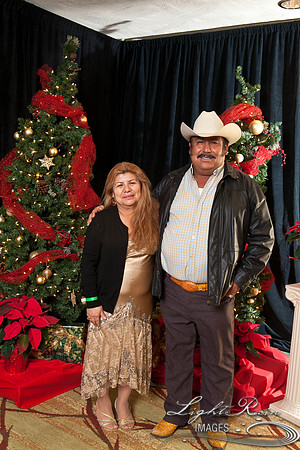 665_HolidayPhotoBooth2013byLightRainImages