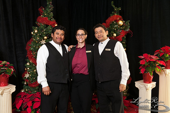 445_HolidayPhotoBooth2013byLightRainImages