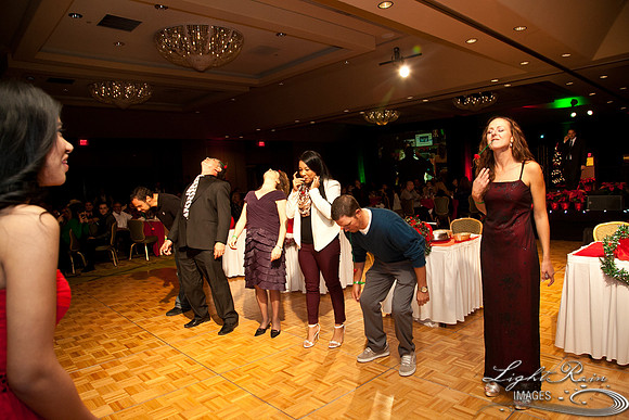 212_HolidayParty2013byLightRainImages