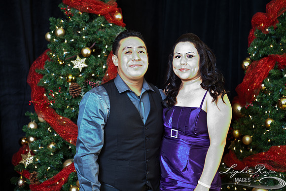 363_HolidayPhotoBooth2013byLightRainImages