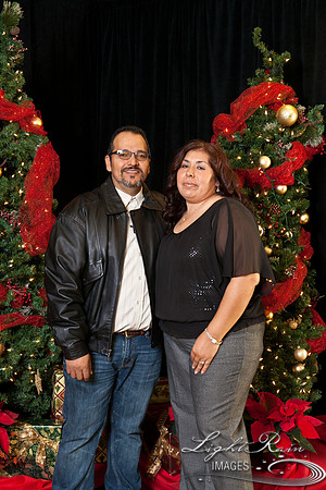 343_HolidayPhotoBooth2013byLightRainImages