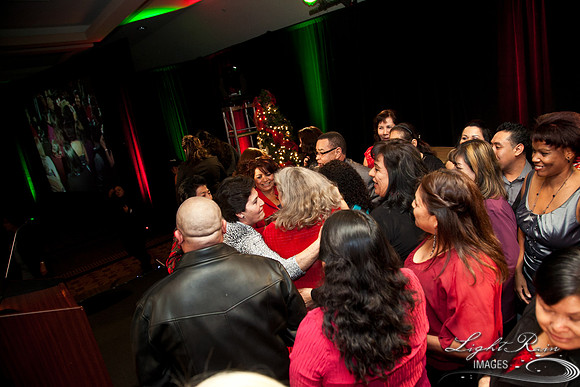 083_HolidayParty2013byLightRainImages