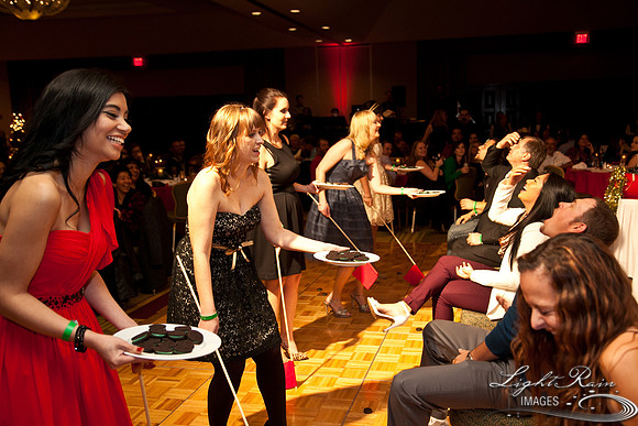 228_HolidayParty2013byLightRainImages