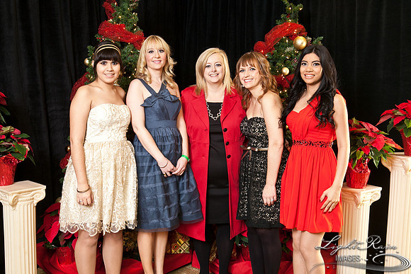 306_HolidayPhotoBooth2013byLightRainImages