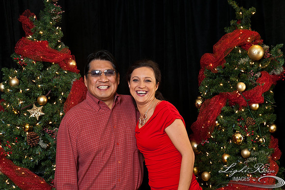 458_HolidayPhotoBooth2013byLightRainImages