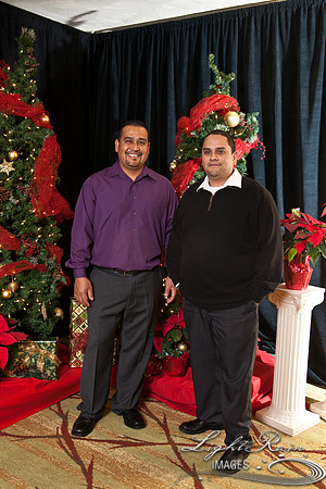 671_HolidayPhotoBooth2013byLightRainImages