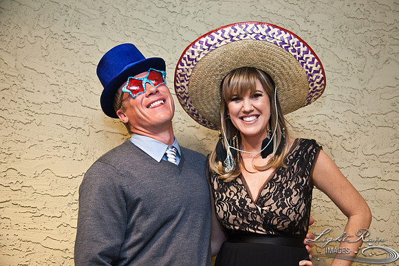 681_HolidayPhotoBooth2013byLightRainImages