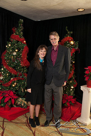 486_HolidayPhotoBooth2013byLightRainImages