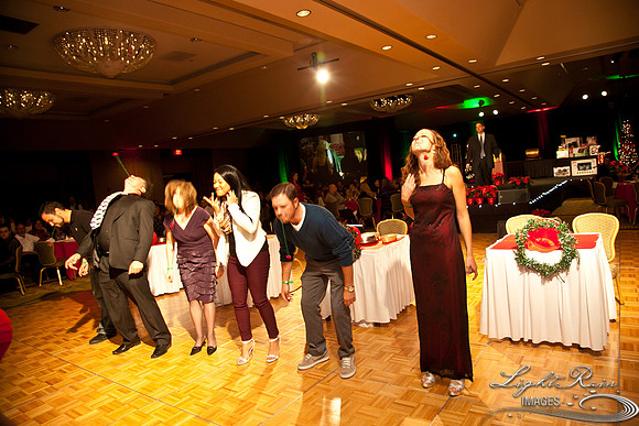 214_HolidayParty2013byLightRainImages