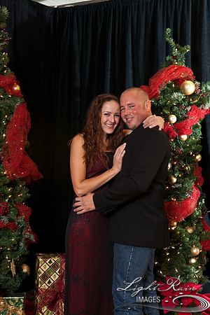 706_HolidayPhotoBooth2013byLightRainImages