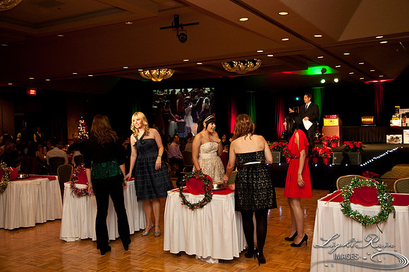 203_HolidayParty2013byLightRainImages