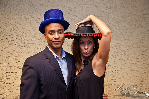 618_HolidayPhotoBooth2013byLightRainImages