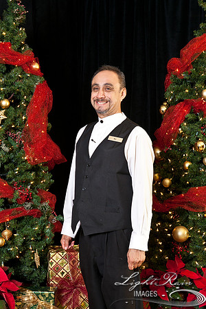 312_HolidayPhotoBooth2013byLightRainImages